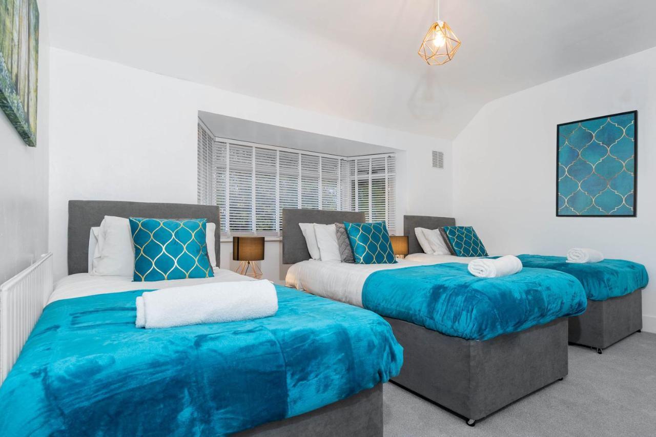 Large 4 Bedroom House - Top Rated - Off-Street Parking - Garden - Sleeps 9 - Contractors - Groups - Pool Table Northfield Экстерьер фото